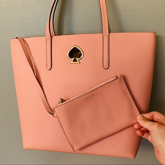 kate spade Handbags - Kate Spade tote and cosmetic case with dust bag